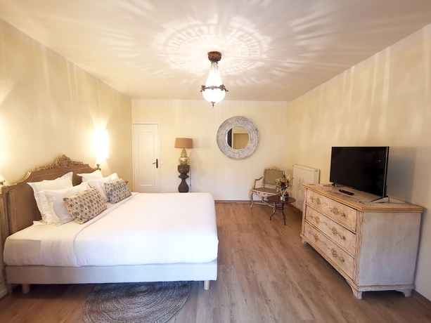 Imagen de la habitación del H&ocirc;tel Sous Les Figuiers. Foto 5