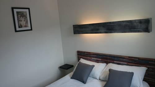 Imagen de la habitación del H&ocirc;tel Tgv Quimper. Foto 6