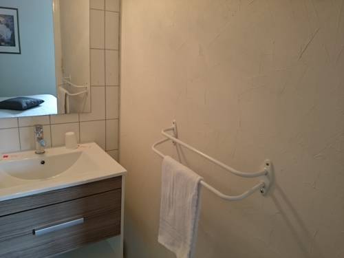 Imagen de la habitación del H&ocirc;tel Tgv Quimper. Foto 9