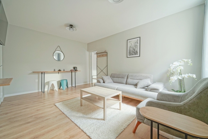 Imagen de la habitación del H&ocirc;tel Trianon Saint Ouen. Foto 2