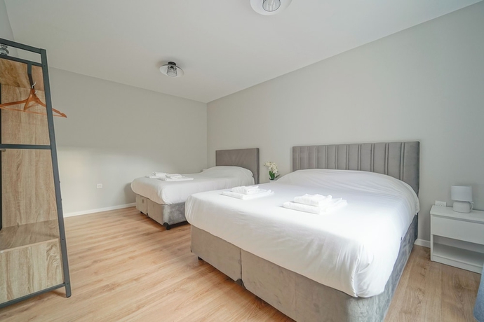 Imagen de la habitación del H&ocirc;tel Trianon Saint Ouen. Foto 3