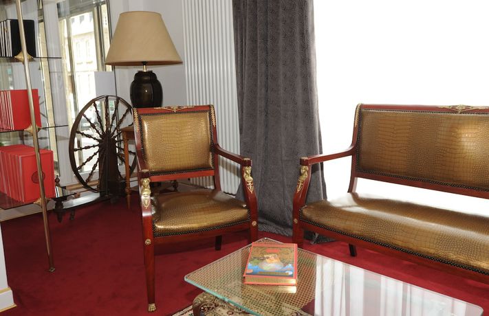 Imagen de los interiores del H&ocirc;tel Victor Hugo, Pontorson. Foto 15