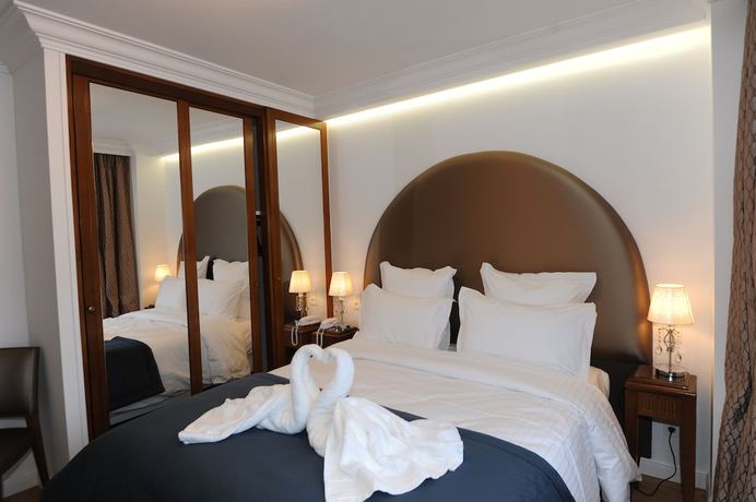 Imagen de la habitación del H&ocirc;tel Victor Hugo, Pontorson. Foto 13
