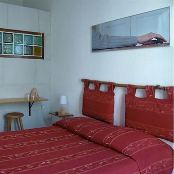 Imagen de la habitación del H&ocirc;tel Wilson. Foto 5