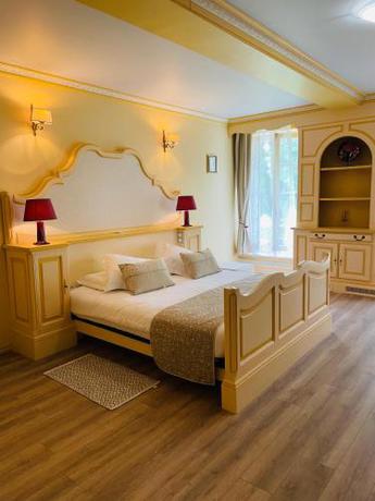 Imagen general del H&ocirc;tel & Events du Ch&acirc;teau Lacaze. Foto 4