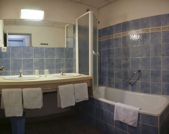 Imagen de la habitación del Hôtel de France, Chalabre. Foto 4