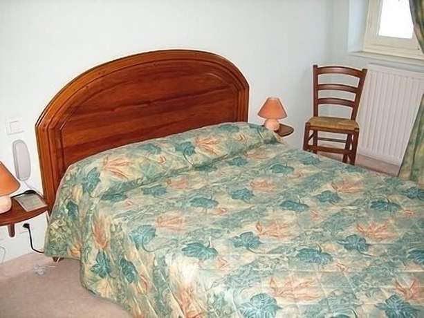 Imagen de la habitación del Hôtel de France, Chalabre. Foto 8