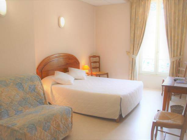 Imagen de la habitación del Hôtel de France, Chalabre. Foto 13