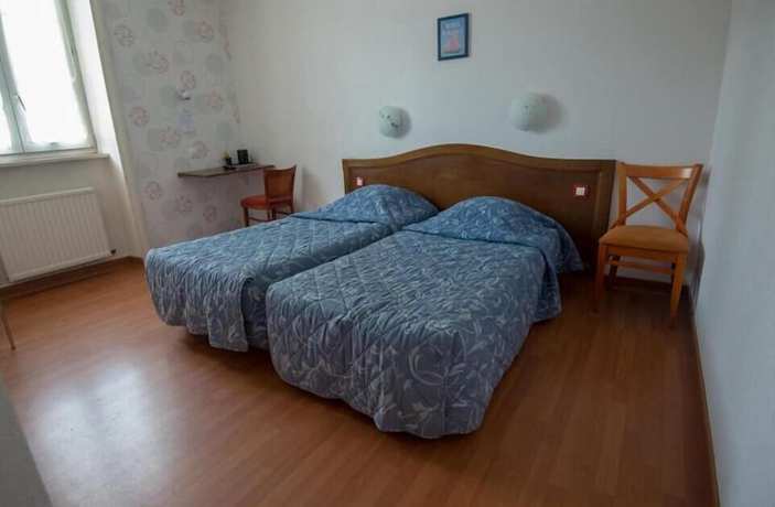 Imagen de la habitación del H&ocirc;tel de France, DINAN. Foto 9