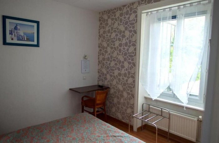 Imagen de la habitación del H&ocirc;tel de France, DINAN. Foto 11