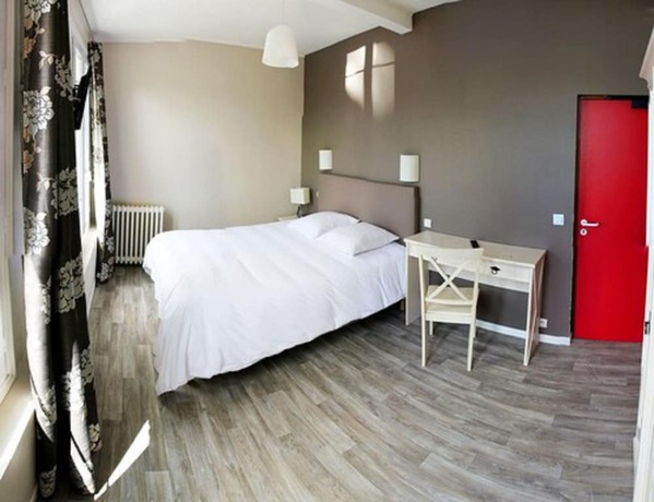 Imagen de la habitación del H&ocirc;tel de France, Lillebonne. Foto 9