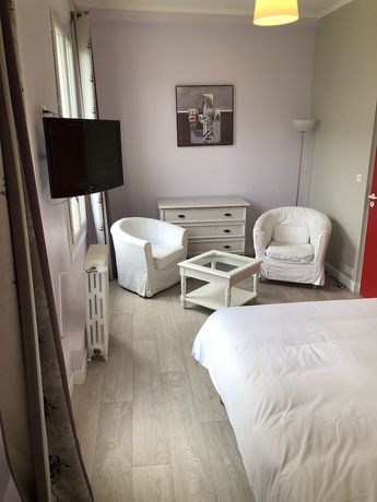 Imagen de la habitación del H&ocirc;tel de France, Lillebonne. Foto 12