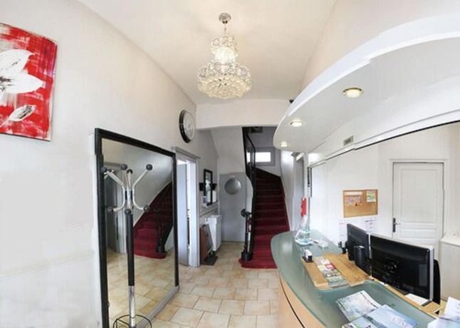 Imagen de los interiores del H&ocirc;tel de France, Lillebonne. Foto 20