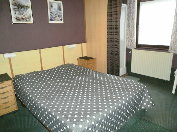 Imagen de la habitación del H&ocirc;tel de Li&egrave;ge. Foto 5