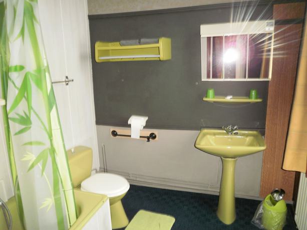 Imagen de la habitación del H&ocirc;tel de Li&egrave;ge. Foto 17