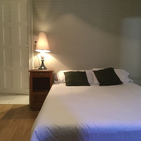Imagen de la habitación del H&ocirc;tel de Milan. Foto 2