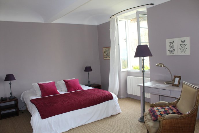 Imagen de la habitación del Hôtel de Mirmande. Foto 2