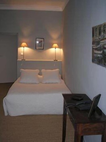 Imagen de la habitación del Hôtel de Mirmande. Foto 7