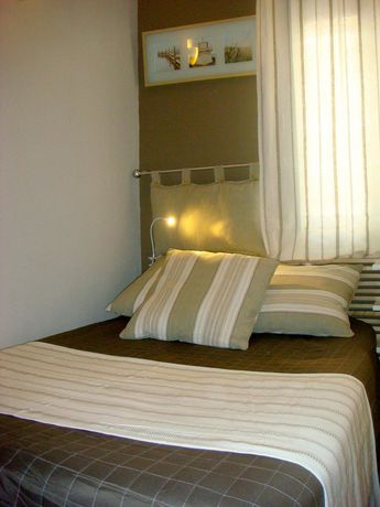 Imagen de la habitación del H&ocirc;tel de l\' Ariana. Foto 6
