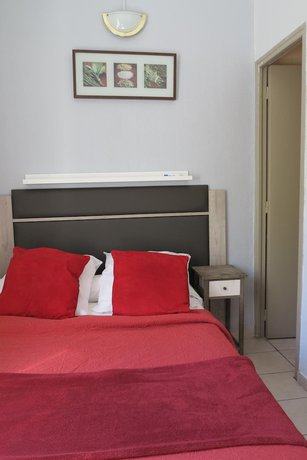 Imagen de la habitación del H&ocirc;tel de l\' Ariana. Foto 13
