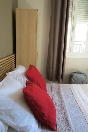 Imagen de la habitación del H&ocirc;tel de l\' Ariana. Foto 14