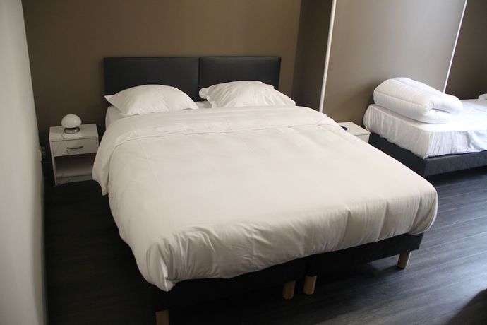 Imagen de la habitación del H&ocirc;tel de la Bo&euml;tie. Foto 4