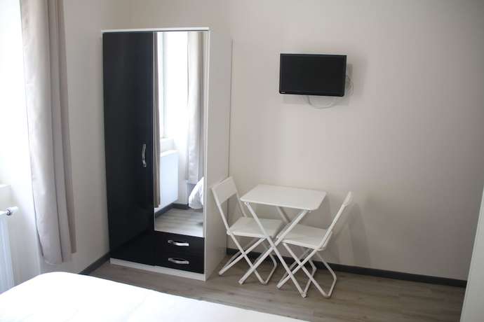 Imagen de la habitación del H&ocirc;tel de la Bo&euml;tie. Foto 9