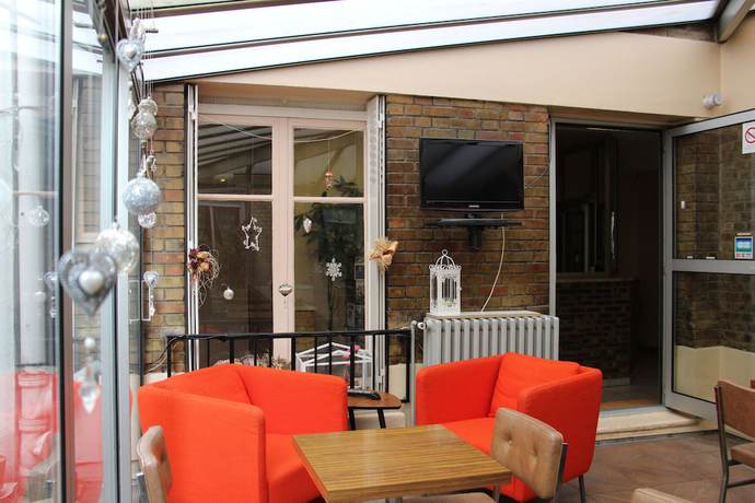 Imagen del bar/restaurante del Hôtel de la Comète. Foto 3