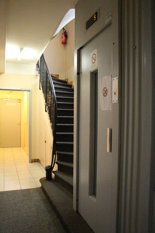 Imagen de los interiores del Hôtel de la Comète. Foto 16