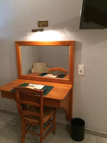 Imagen de la habitación del H&ocirc;tel de la Paix, Lod&egrave;ve. Foto 3