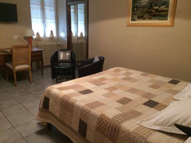 Imagen de la habitación del H&ocirc;tel de la Paix, Lod&egrave;ve. Foto 10