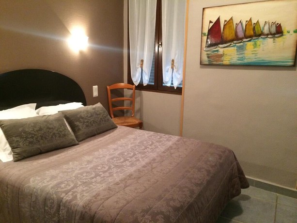 Imagen de la habitación del H&ocirc;tel de la Paix, Lod&egrave;ve. Foto 19