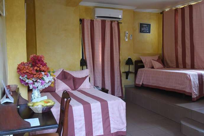 Imagen de la habitación del H&ocirc;tel de la Poste, Saint-Claude. Foto 4