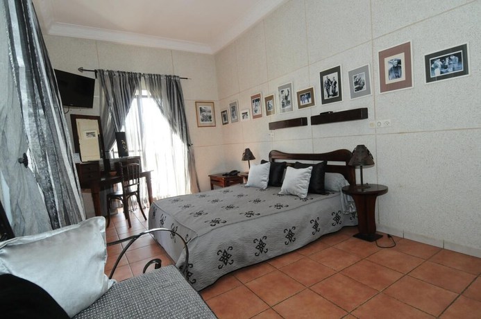 Imagen de la habitación del H&ocirc;tel de la Poste, Saint-Claude. Foto 5