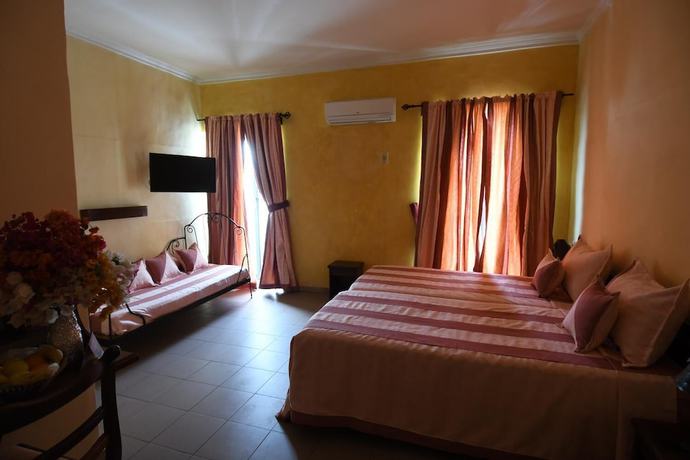 Imagen de la habitación del H&ocirc;tel de la Poste, Saint-Claude. Foto 8