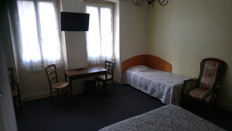 Imagen de la habitación del H&ocirc;tel de la Poste, Saint-Claude. Foto 15