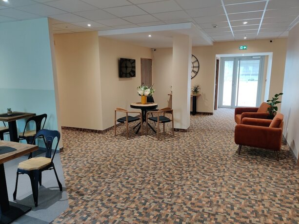 Imagen general del H&ocirc;tel de la Tour. Foto 9