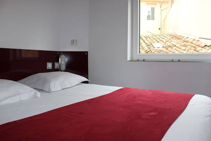 Imagen de la habitación del H&ocirc;tel des Arts, Aix en Provence. Foto 15