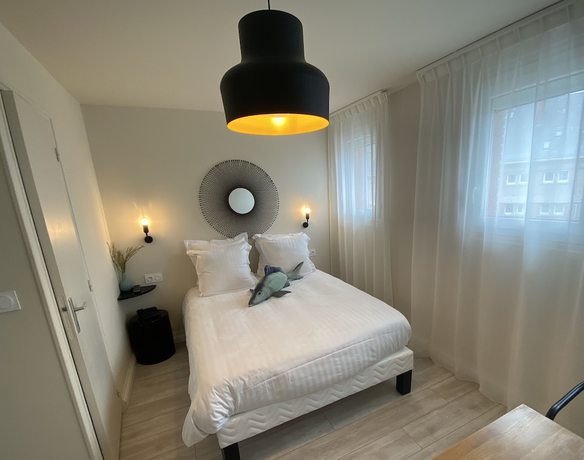 Imagen de la habitación del Hôtel des Bains, Saint-Valery-en-Caux. Foto 10