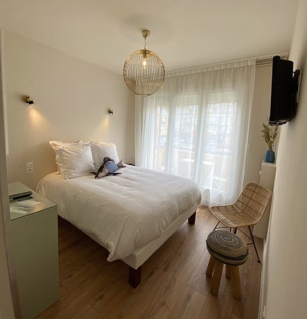 Imagen de la habitación del Hôtel des Bains, Saint-Valery-en-Caux. Foto 13