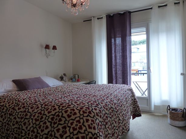 Imagen de la habitación del Hôtel des Bains, Saint-Valery-en-Caux. Foto 17