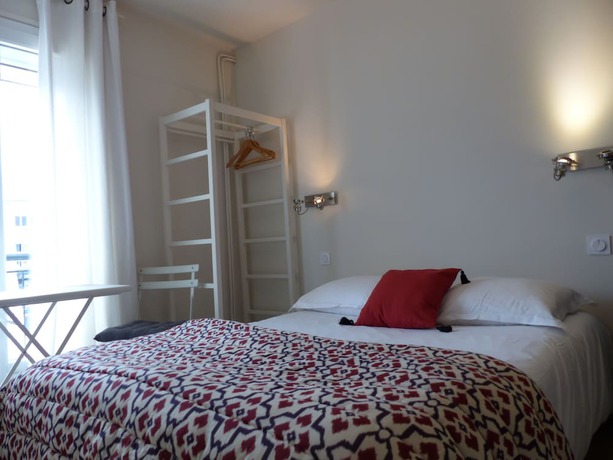 Imagen de la habitación del Hôtel des Bains, Saint-Valery-en-Caux. Foto 19