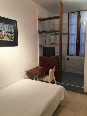 Imagen de la habitación del H&ocirc;tel des Etuves. Foto 14