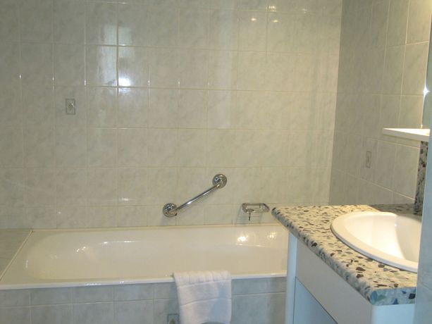 Imagen de la habitación del Hôtel des Rochers. Foto 7