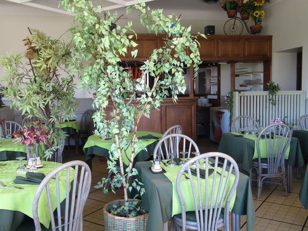 Imagen del bar/restaurante del Hôtel des Rochers. Foto 5