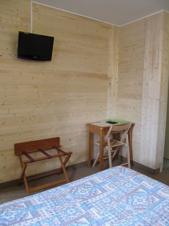 Imagen de la habitación del Hôtel des Rochers. Foto 11