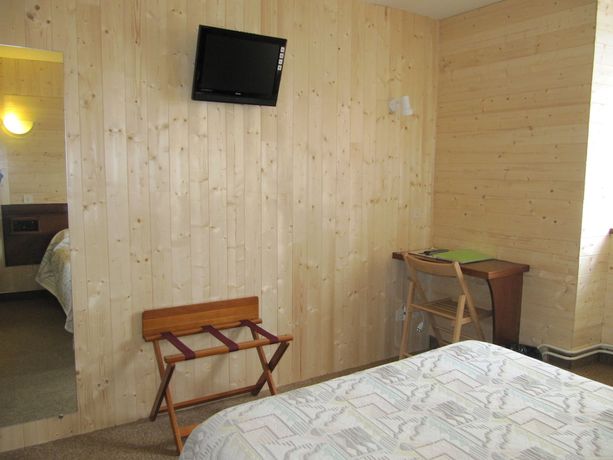 Imagen de la habitación del Hôtel des Rochers. Foto 12