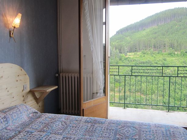 Imagen de la habitación del Hôtel des Rochers. Foto 15