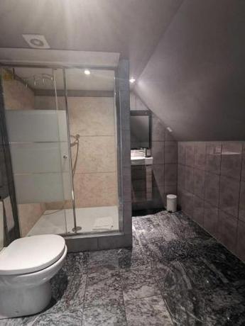 Imagen general del H&ocirc;tel du Cr&ecirc;t de l\'Anneau. Foto 2