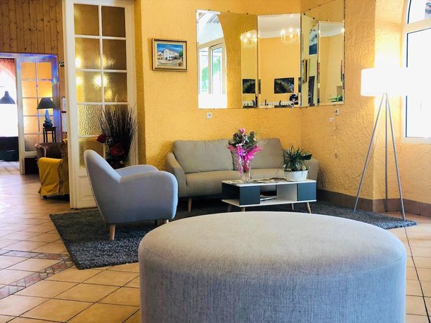 Imagen de la habitación del H&ocirc;tel du Levant, Castellane. Foto 5